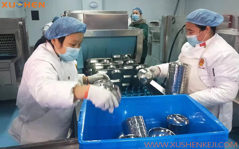 人工清洁餐具，洗碗机清洁餐具，河南洗碗机厂家